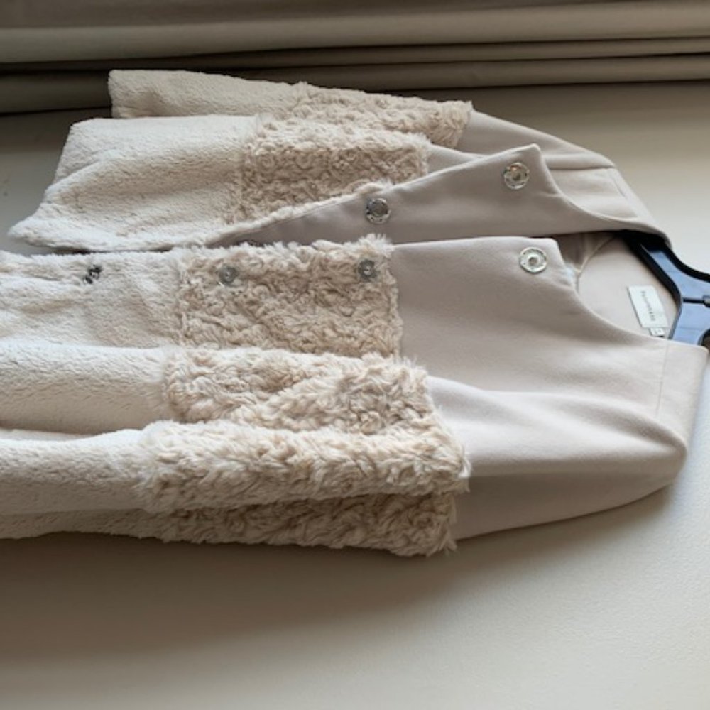 Beautiful Jacket by Paraphrase - Picture 4 of 4